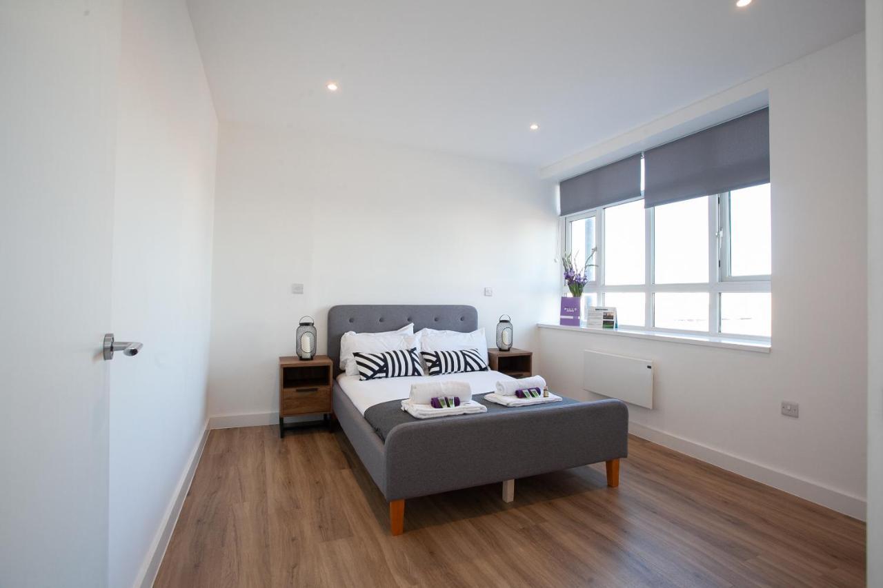 Apartment Luxury, Spacious In Central By Pillo
